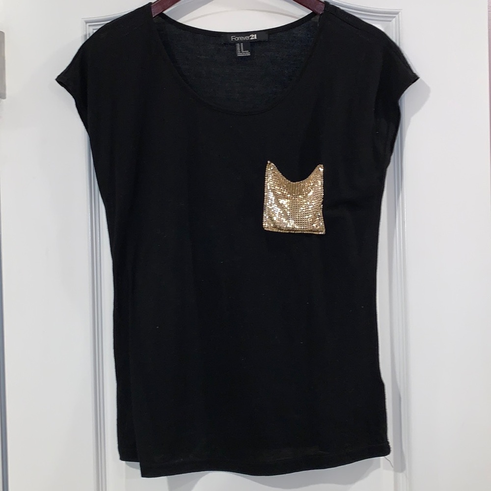 Forever 21 black short sleeve top!